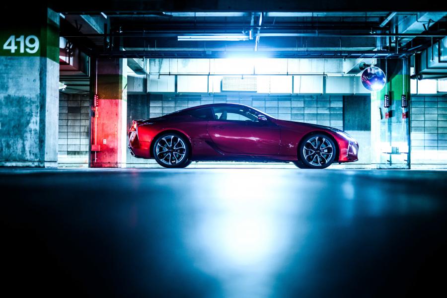  Lexus LC500 2017 года  (JP) (фото 38 из 40)